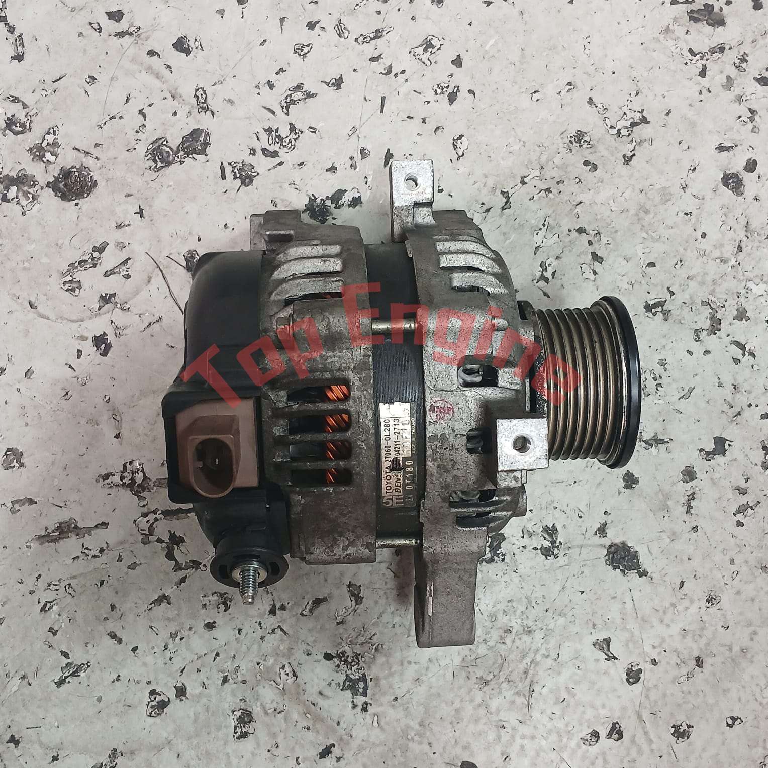 Used Genuine Toyota Alternator 27060-0L280 Denso 104211-2713 Hilux Probox